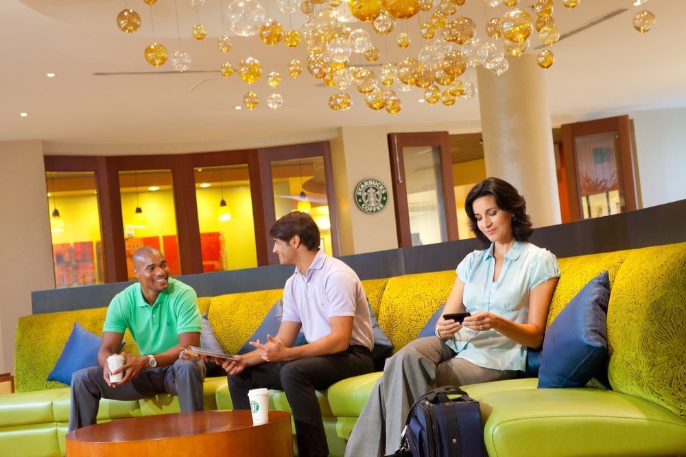 Готель Courtyard By Marriott Miami Airport Екстер'єр фото
